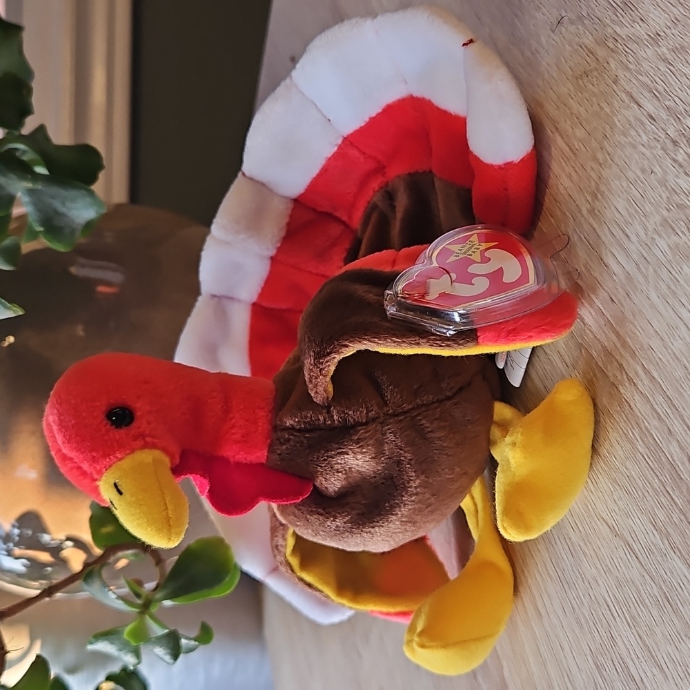 Rare Ty Gobbles The Turkey Beanie Baby, Collectible Beanie Baby 1996